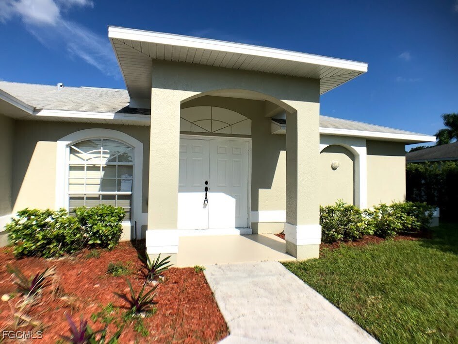Foto principal - 517 SE 16th Pl