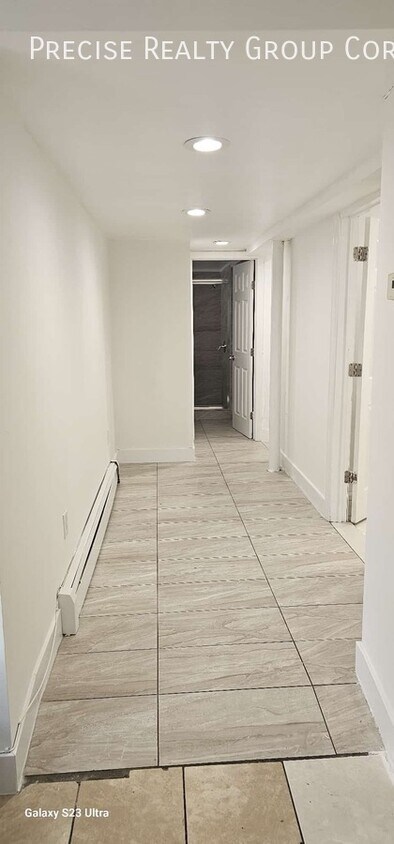 Foto principal - 18 Highland Ave