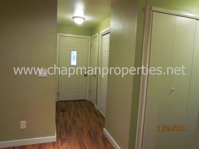 Building Photo - 2875 N 38th St