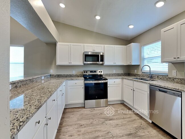 Foto del edificio - 1215 Tiger Wood Ct