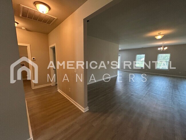 Building Photo - 255 Dreher Rd