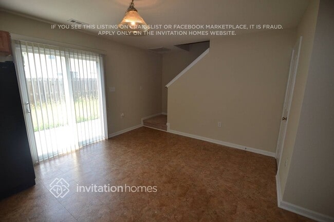 Building Photo - 3923 Damask Drive