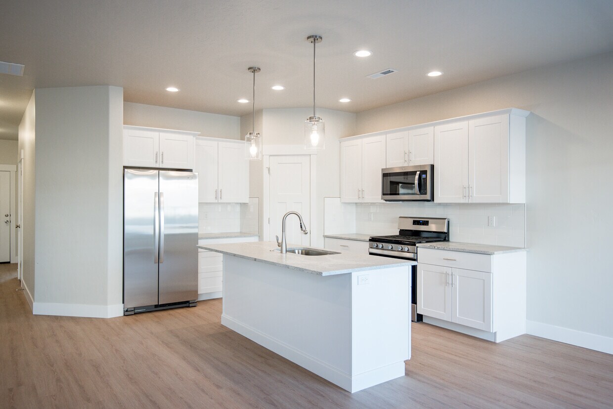 Foto principal - 121 NW 3rd St