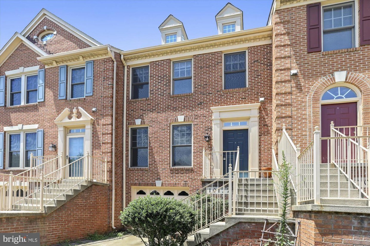 10127 Treble Ct, Rockville, MD 20850 Townhome Rentals in Rockville MD