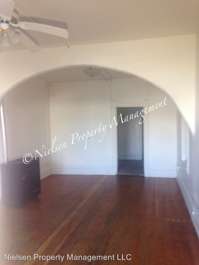 Building Photo - 633-635 S Idaho St