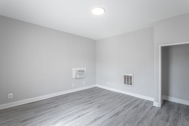 Photo - 1603 E 14th Street Apartment