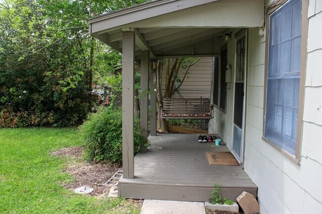 Foto del edificio - 1509 E Sycamore St