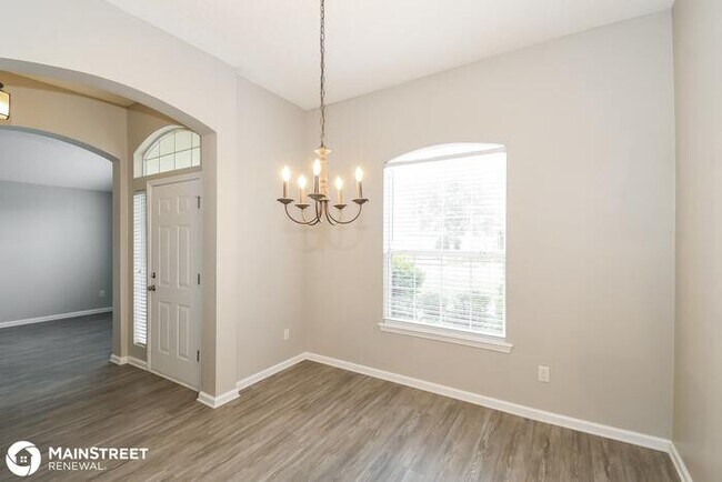 Foto del edificio - 12259 Sumter Square Dr E, Jacksonville, FL...