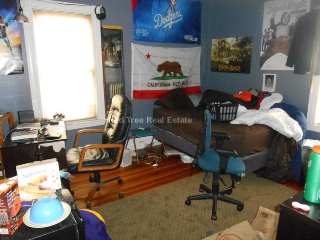 Photo - 39 Long Ave Apartments