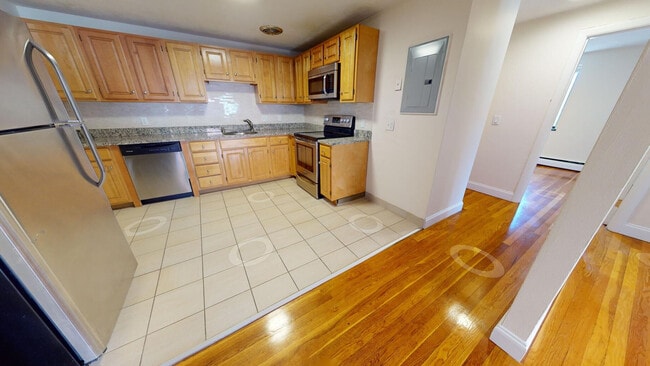 Building Photo - 222 Babcock St