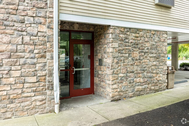 Entrance - Riverside Apartments