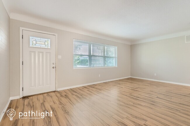 Building Photo - 5360 25th Avenue North, St. Petersburg, FL...
