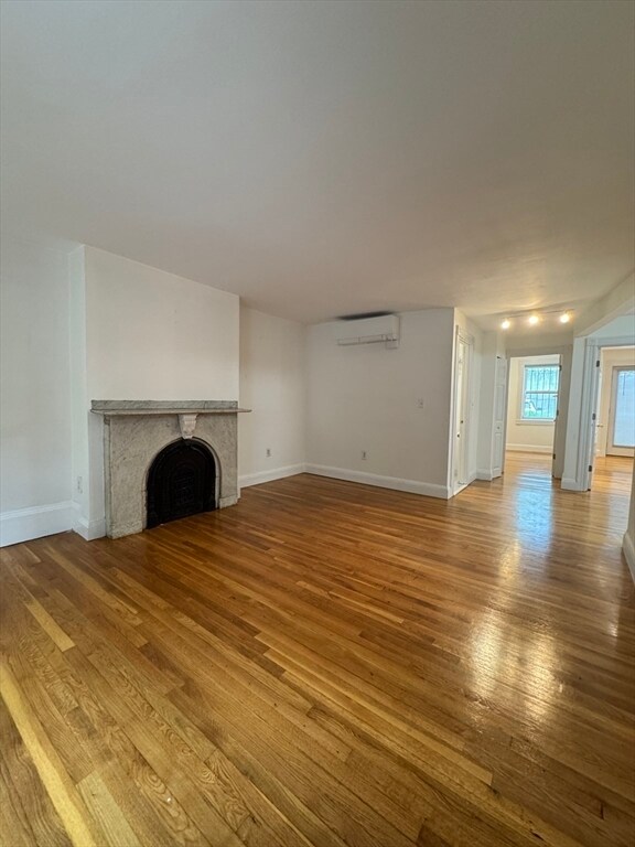Foto del edificio - 85 E Brookline St