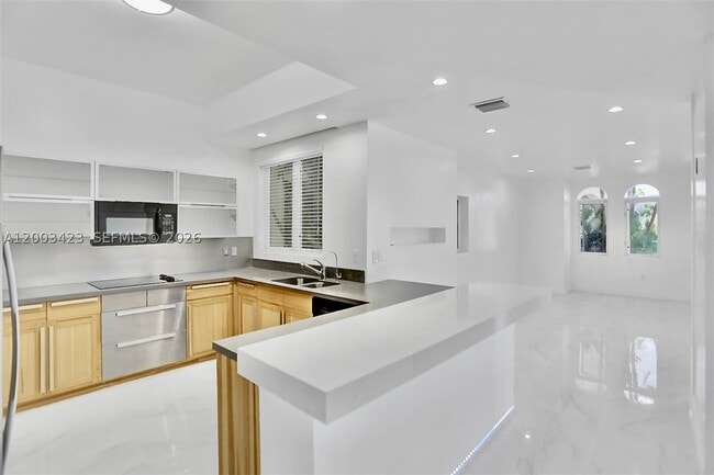 Foto del edificio - 21032 NE 32nd Ave