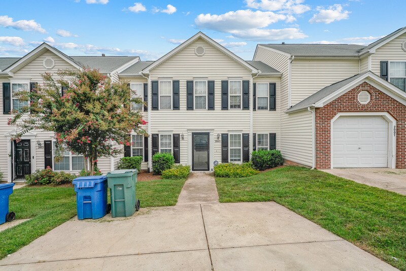 Foto principal - 2005 Rathie Dr