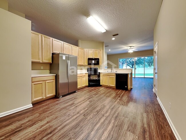 Foto del edificio - 9426 Staplehurst Dr