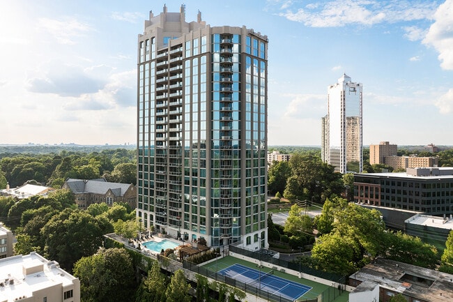 Photo - 2795 Peachtree Rd NE (Atlanta, GA) Apartment