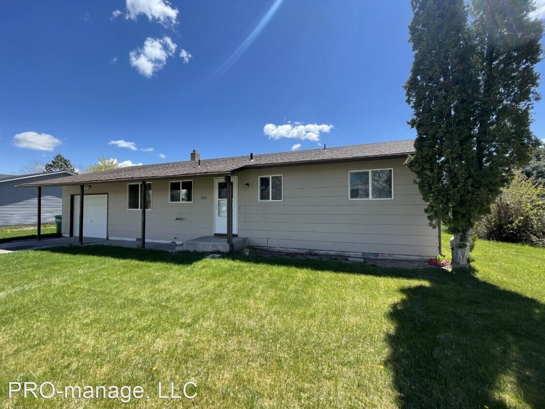 3 br, 1 bath House 430 Bob O Link House Rental in Idaho Falls, ID