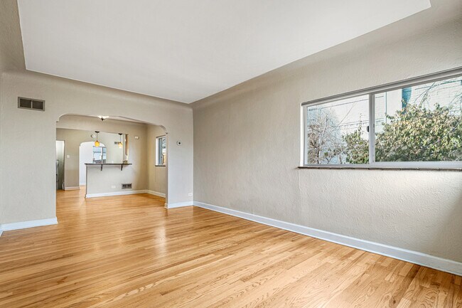 Foto del edificio - 3105 Raleigh St