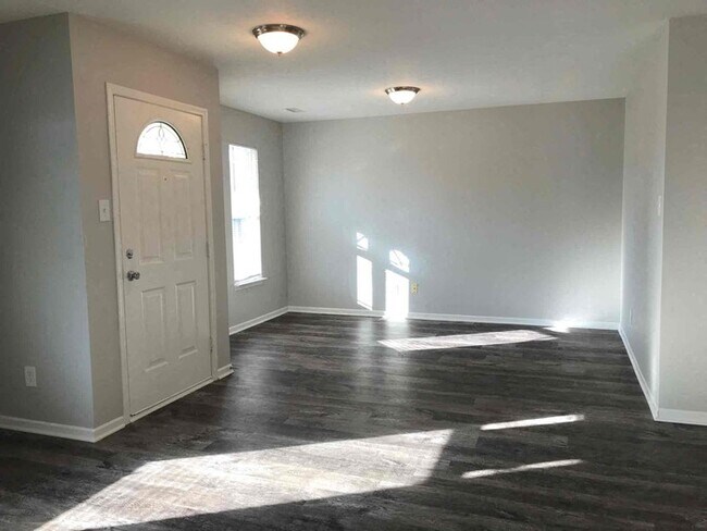 Foto del edificio - 15400 Gallow Ln