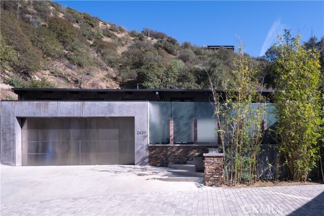 Foto del edificio - 2420 Bowmont Dr