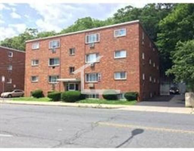 Photo - 361 Faneuil St House