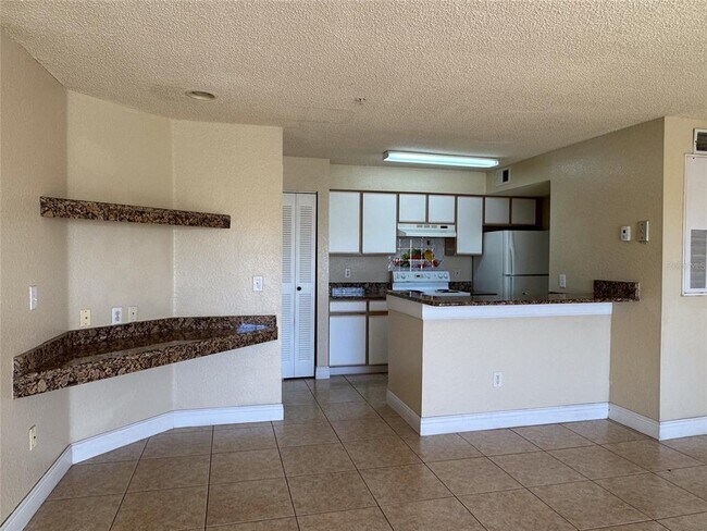 Foto del edificio - 2216 Grand Cayman Ct