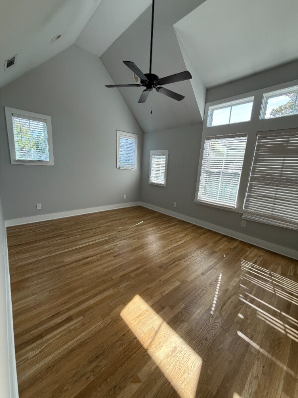 Foto del edificio - 716 27th Ave N