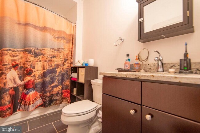 Foto del edificio - 1310 Spruce St