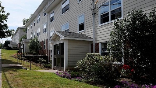 Photo du bâtiment - Maplehurst Apartments