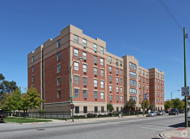 Senior Suites of Washington Heights Apartments - Chicago  