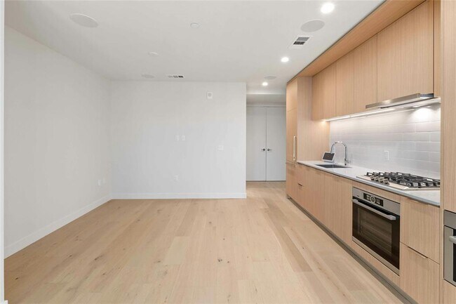 Foto del edificio - 44 East Ave