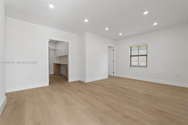 Building Photo - 1060 NW 35th Ave