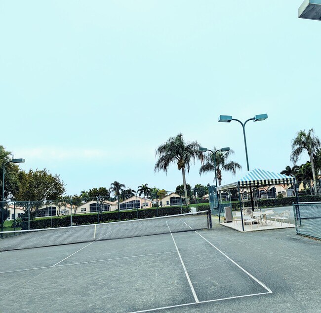 Foto del edificio - 22889 Sterling Lakes Dr