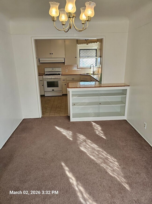 Foto del edificio - 620 N Beatrice Dr