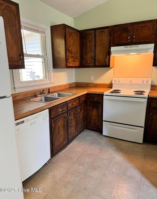 Foto del edificio - 133 Windsor Ct