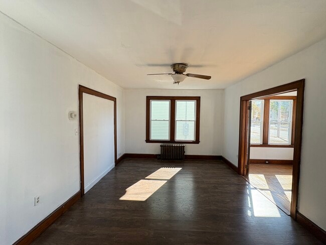 Building Photo - 273 Peck Ave
