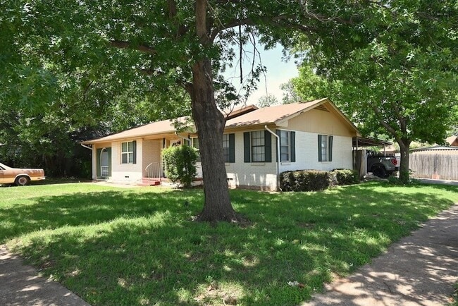 Building Photo - 4644 Bunny Run Dr