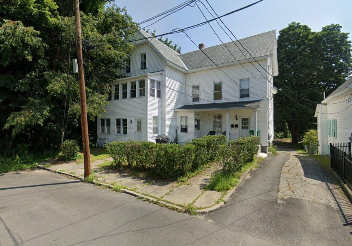 125 Clark St Unit 3, Clinton, MA 01510 Apartments in Clinton, MA