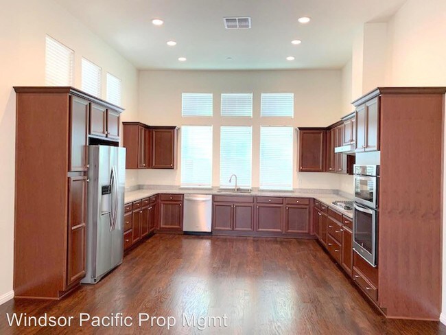 Building Photo - 3 br, 4 bath House - 4372 Healdsburg Way