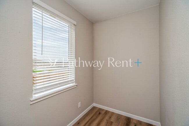 Foto del edificio - 17852 E 94th Pl