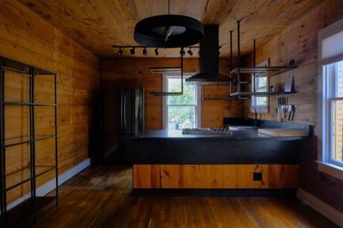 Foto del edificio - 1907 W 38th St