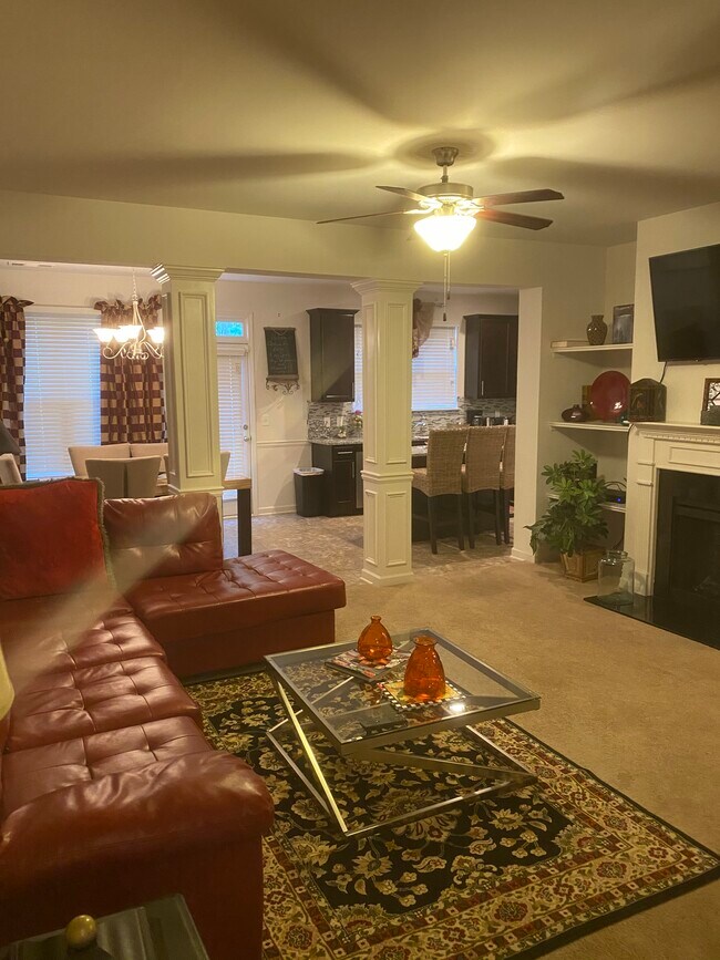 Foto del edificio - 3173 Spicy Cedar Ln