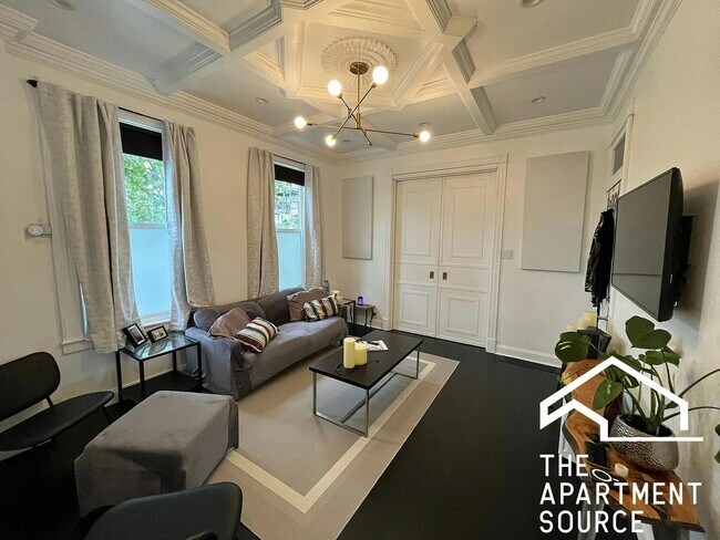 Foto del edificio - 2880 N Clybourn Ave