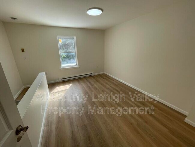 Foto del edificio - 603 N Ninth St