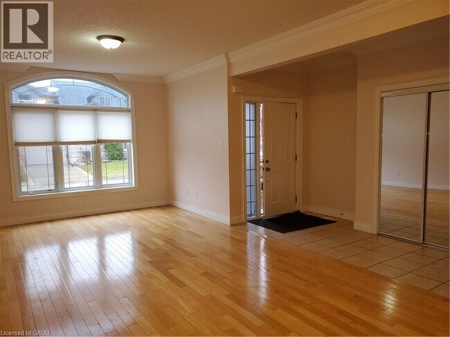 Building Photo - 21 Pamela Ln