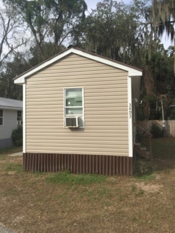 Building Photo - 3493 Walker Rd