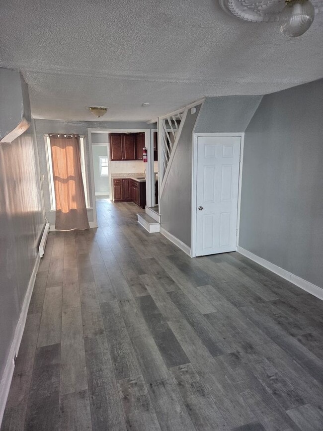 Photo - 3 Bedroom 1 Bath Home Available for Rent