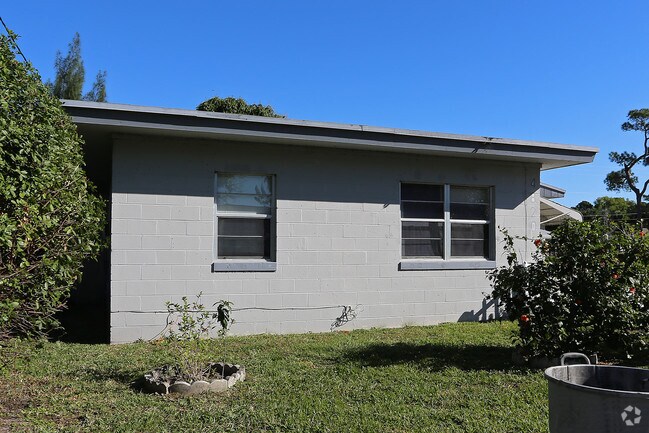 Foto del edificio - 4821 Vermont Ave