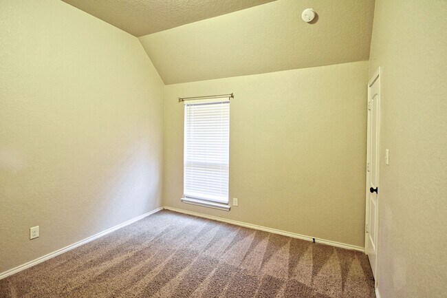 Building Photo - 2954 Saddlehorn Drive